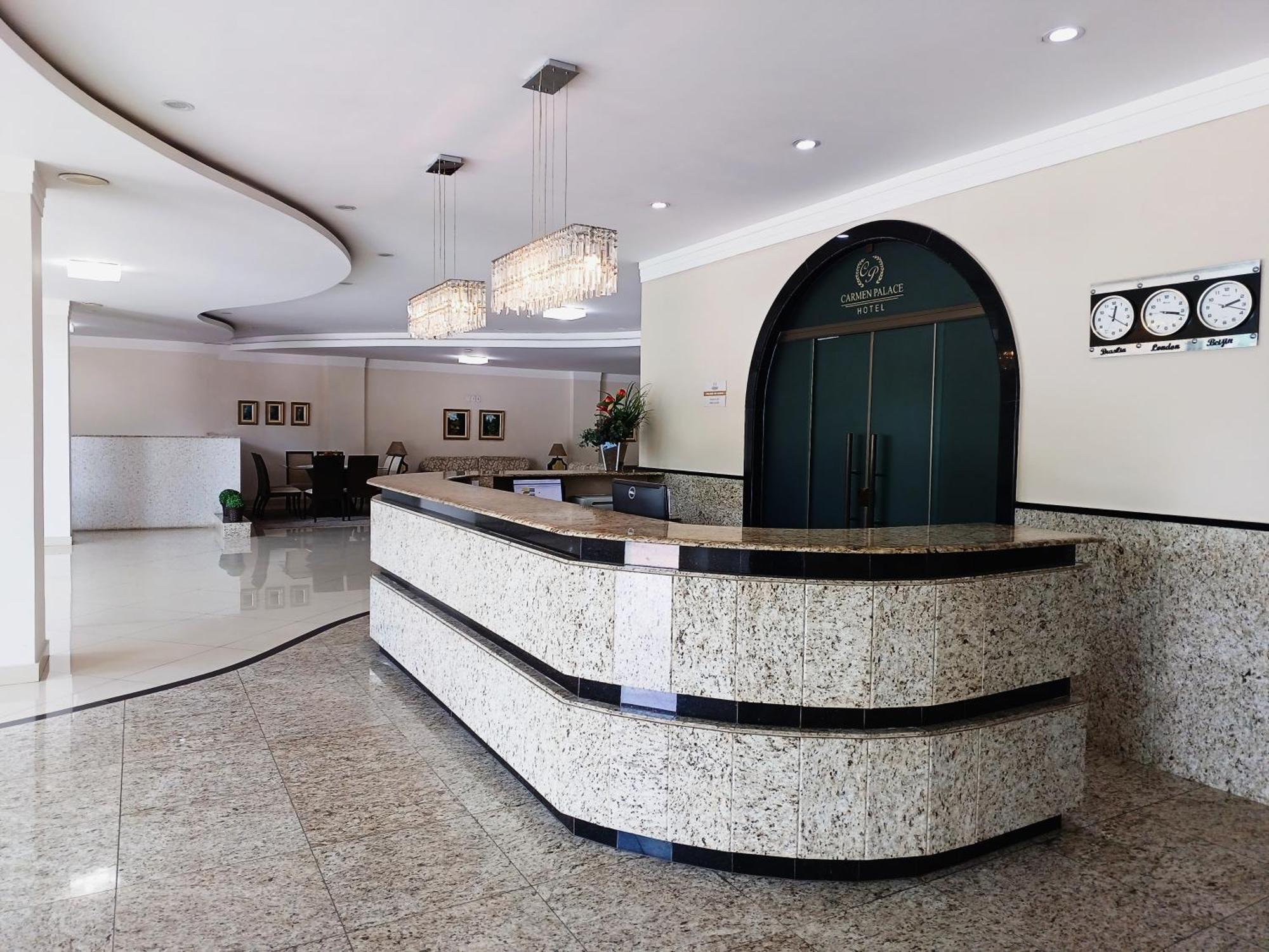 Carmen Palace 3*